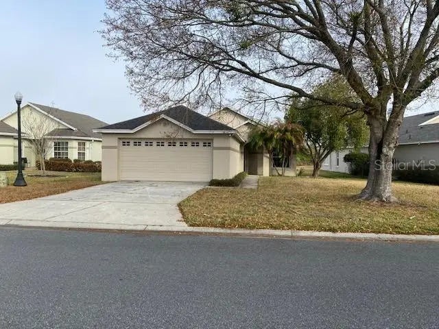 2002 Rocky Pointe Drive, LAKELAND