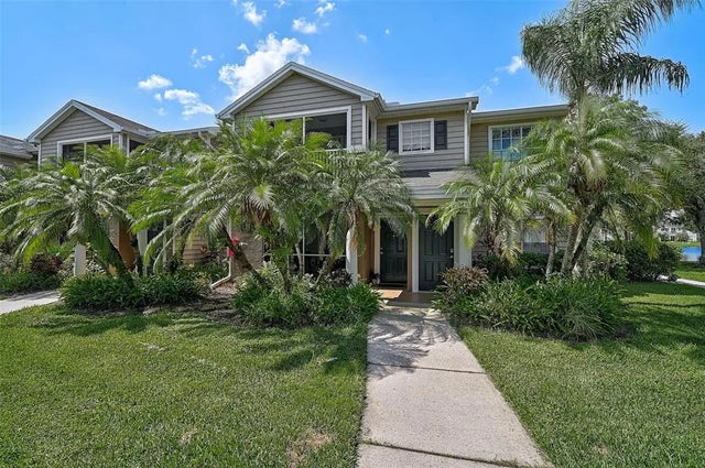 8827 Manor Loop 204, LAKEWOOD RANCH