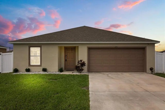 391 Begonia Court, KISSIMMEE