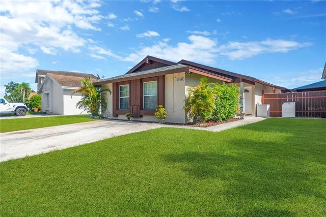11047 Springridge Drive, TAMPA