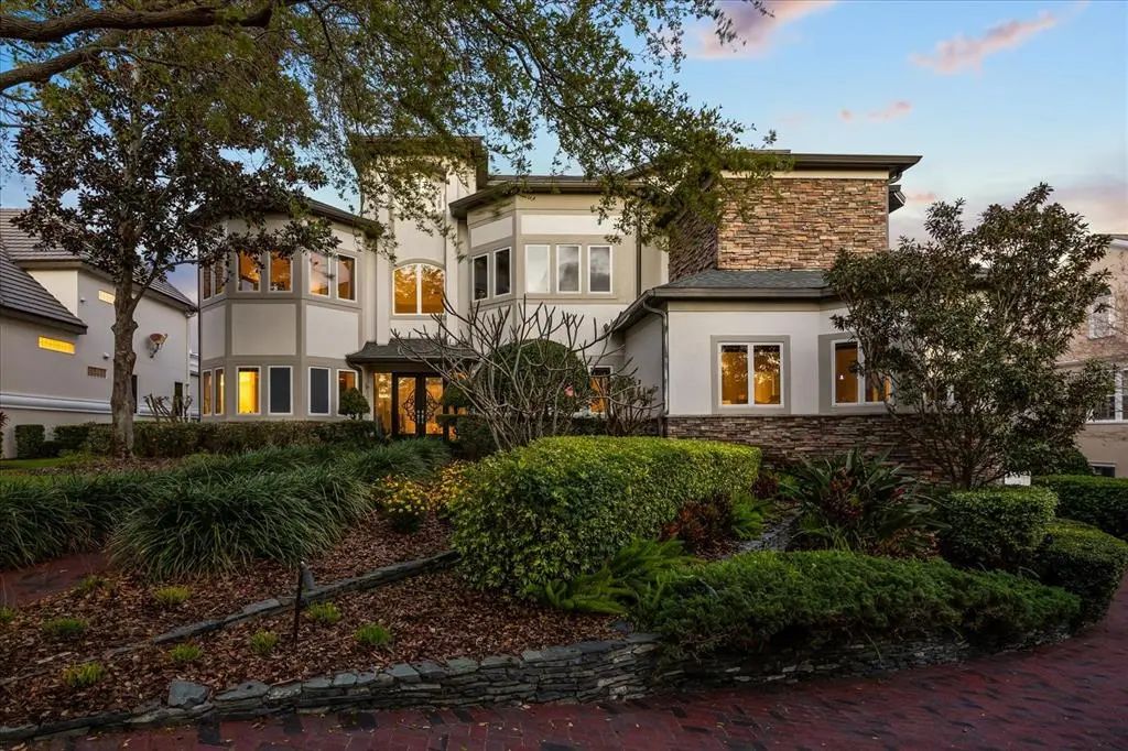 1058 Roundstone Place, PALM HARBOR