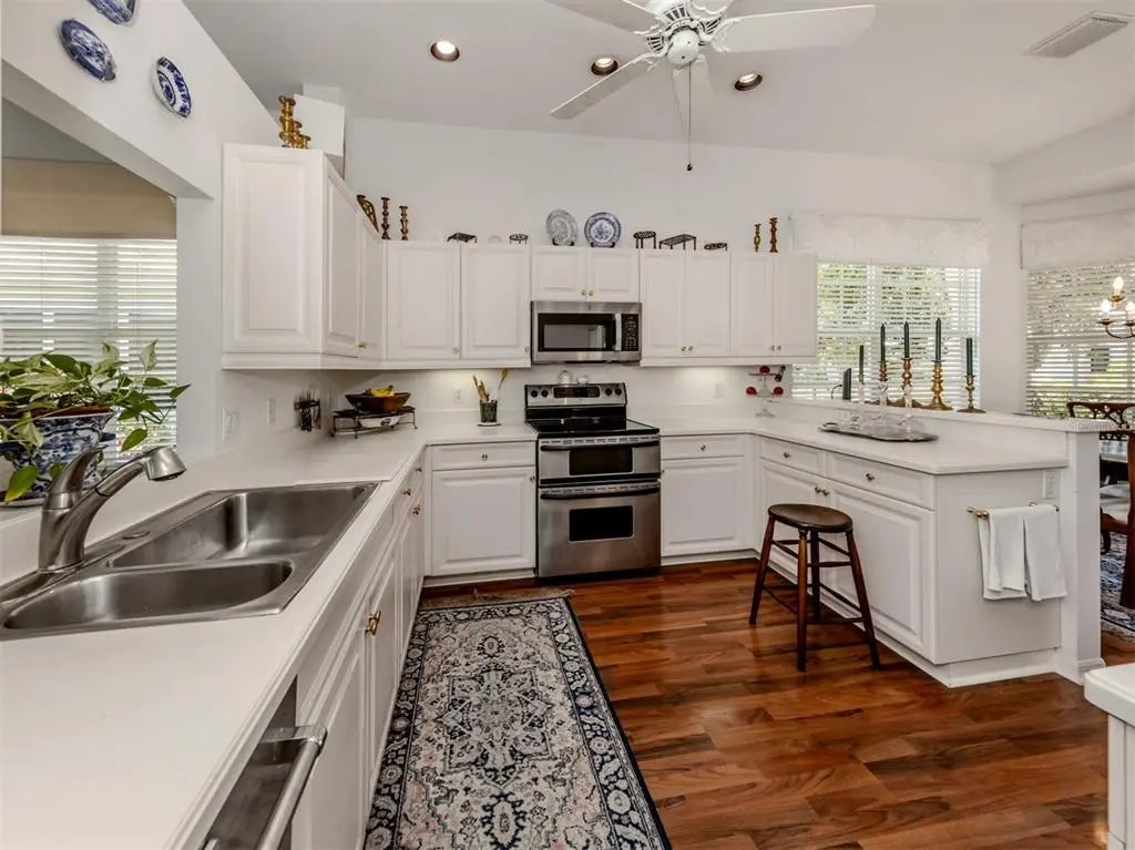 Gulf Shores Realty: 11 9ea2b30ce634ebce2f9e70e28f767bed l