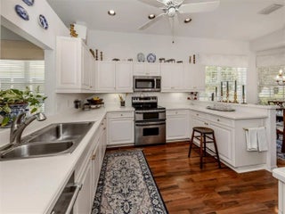 Gulf Shores Realty: 11 9ea2b30ce634ebce2f9e70e28f767bed s