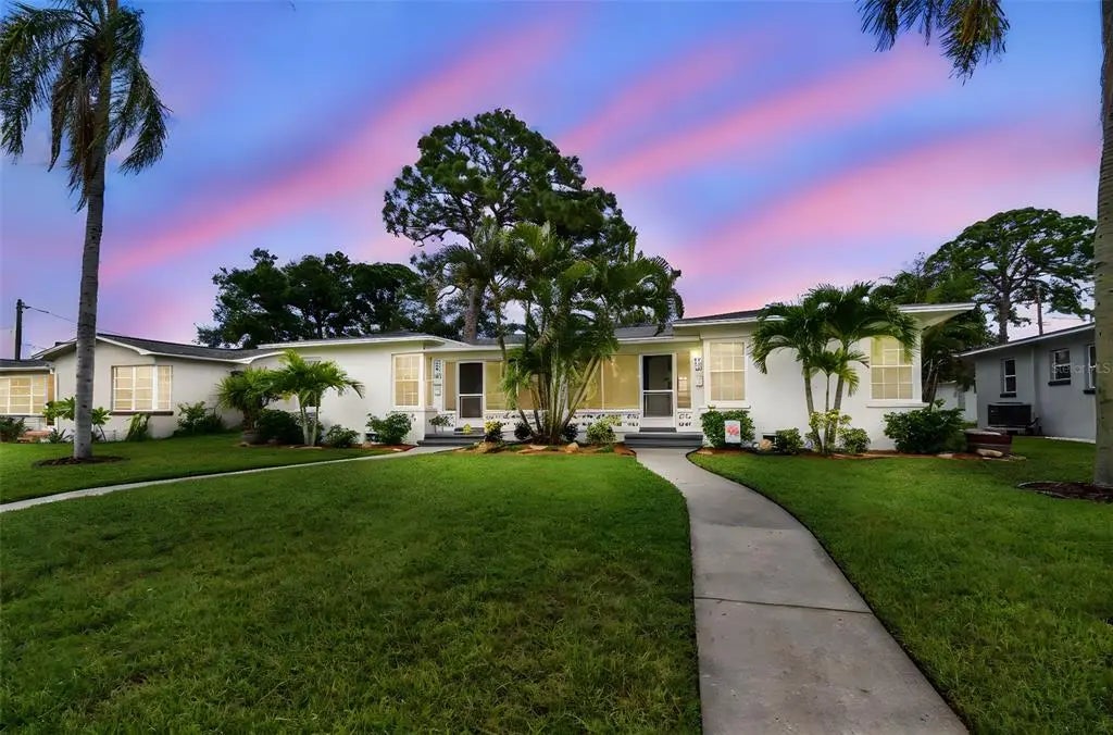 275 Mateo Way Ne, ST PETERSBURG