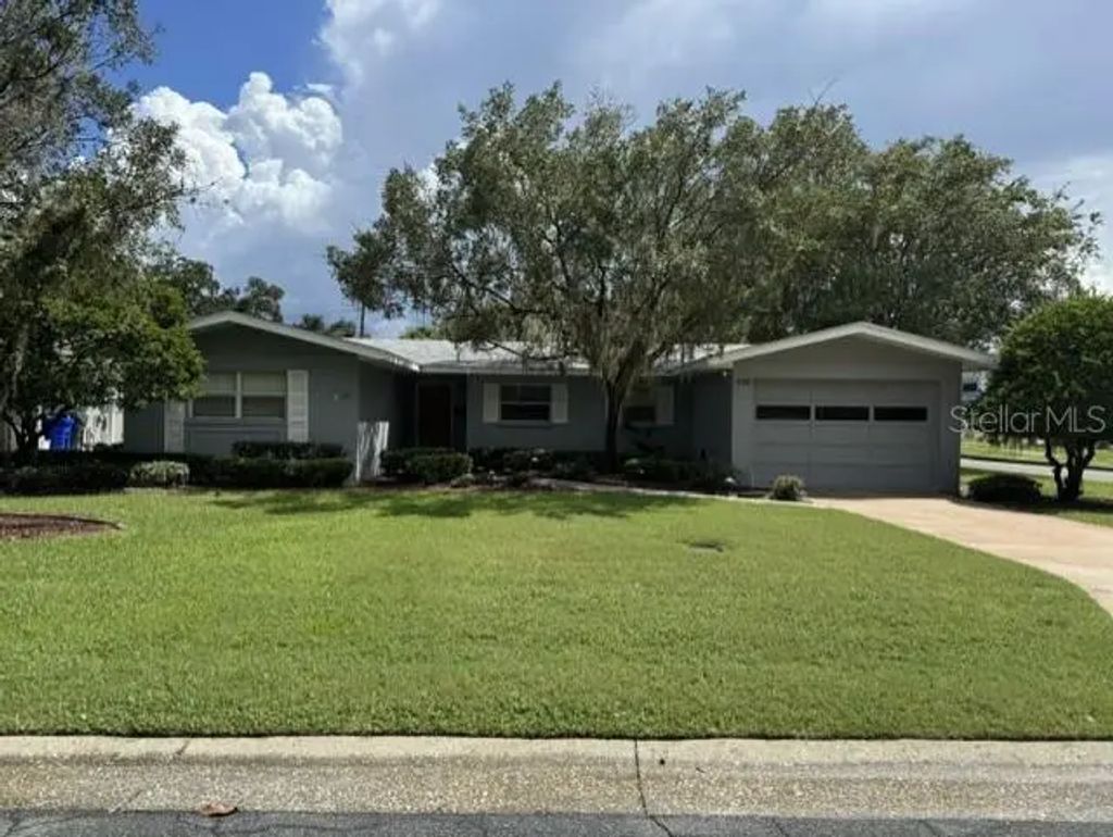 550 W Palmeden Drive, LAKELAND