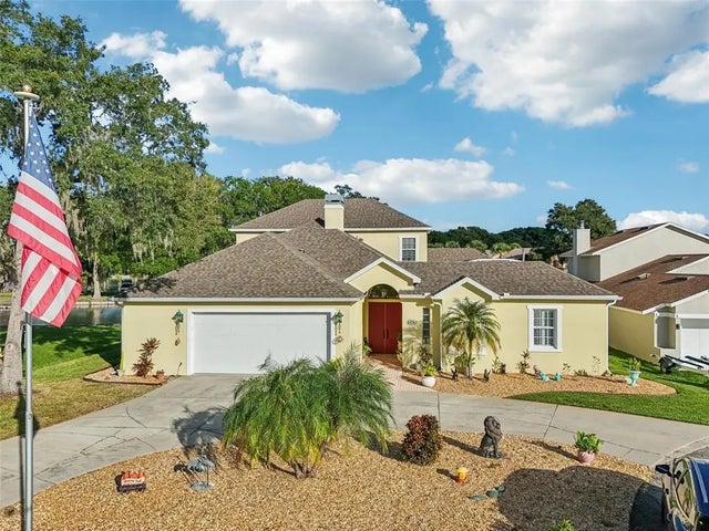 828 Palm Harbor Court, LEESBURG