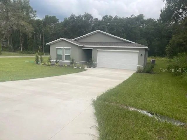 20 Magnolia Drive, OCKLAWAHA, FL  32179