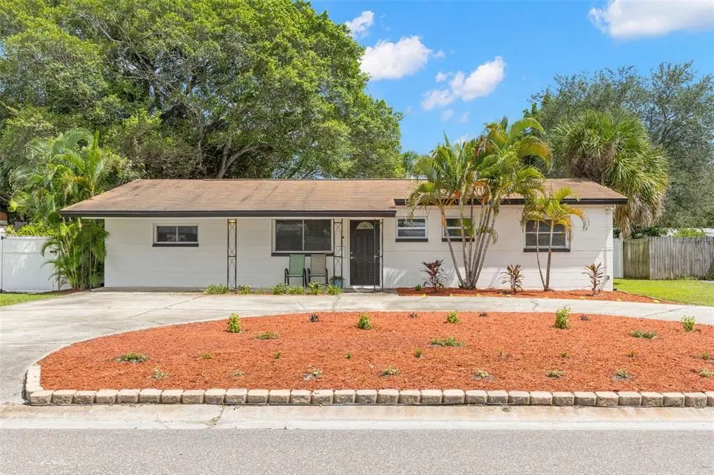 5601 Bay Street Ne, ST. PETERSBURG
