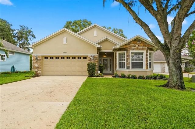 6760 Lake Clark Drive, LAKELAND