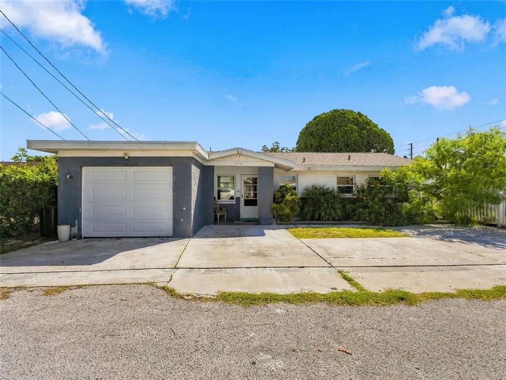 13730 Melanie Avenue, HUDSON