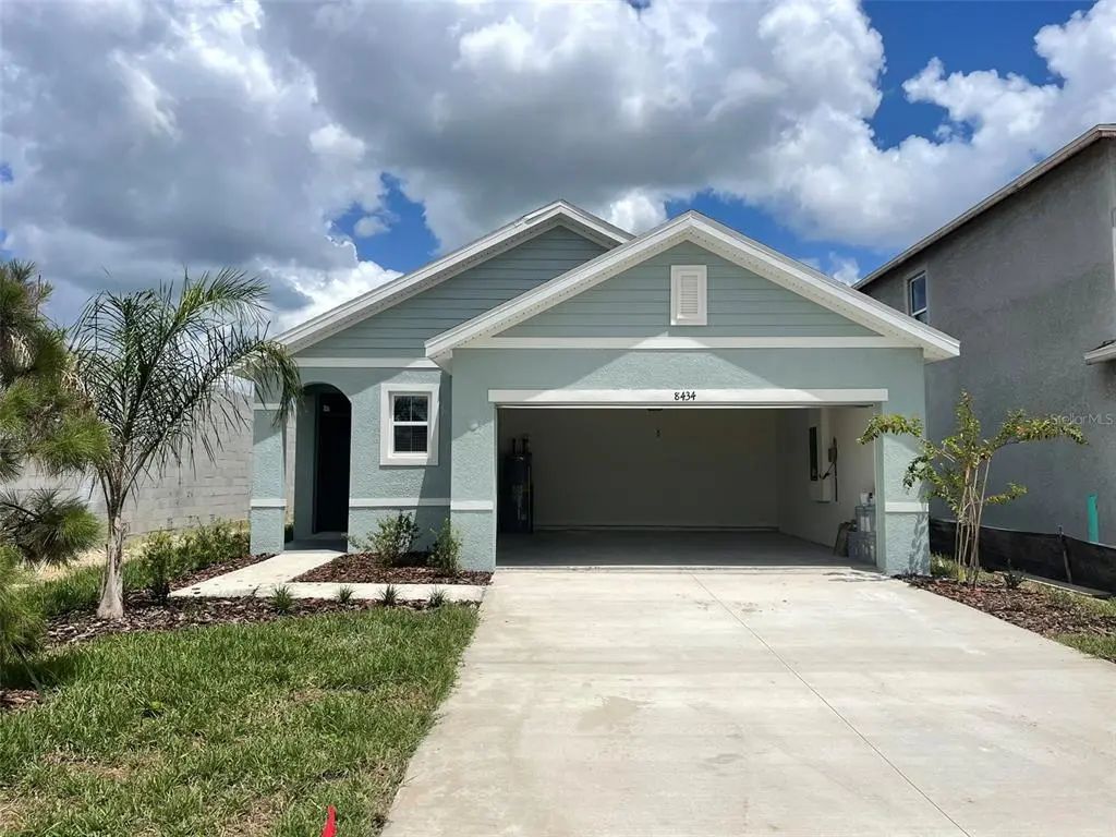 8434 Hardy Bay Loop, WESLEY CHAPEL