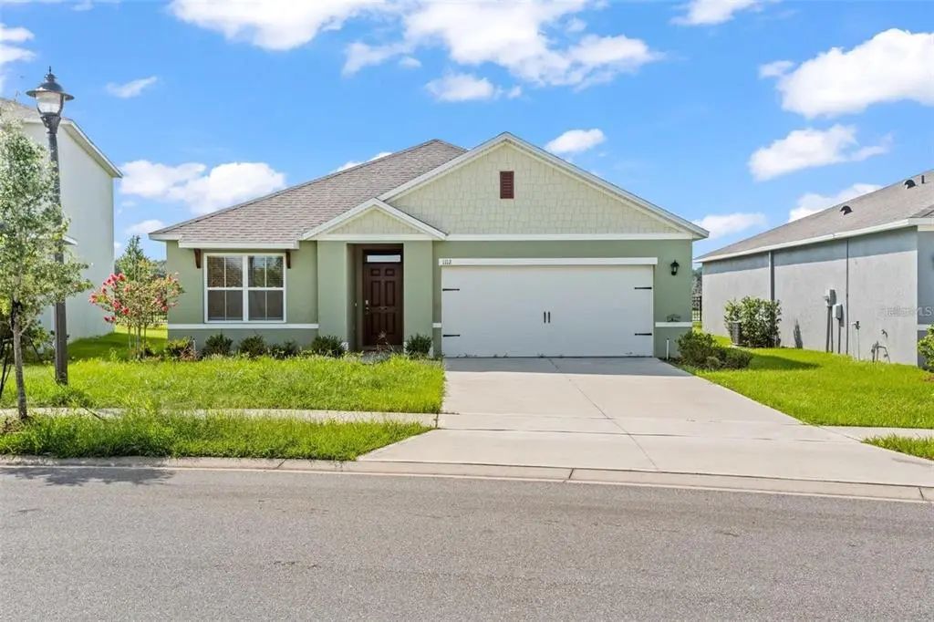 1112 Fox Path, DAVENPORT