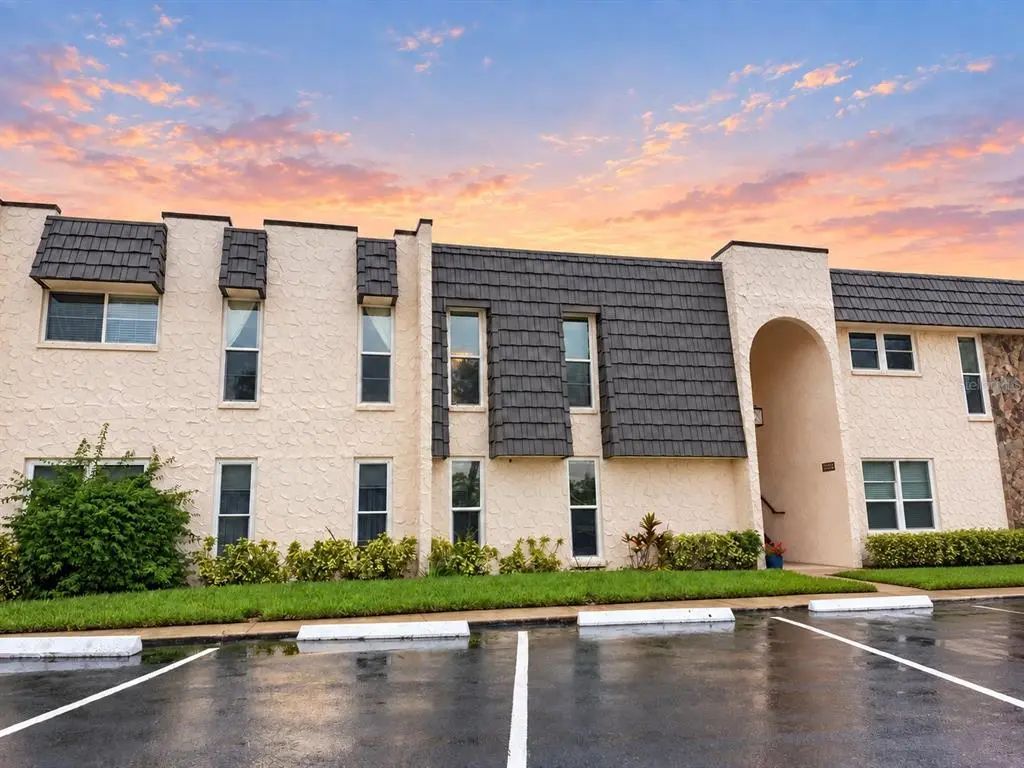 211 Fernwood Circle 211, SEMINOLE
