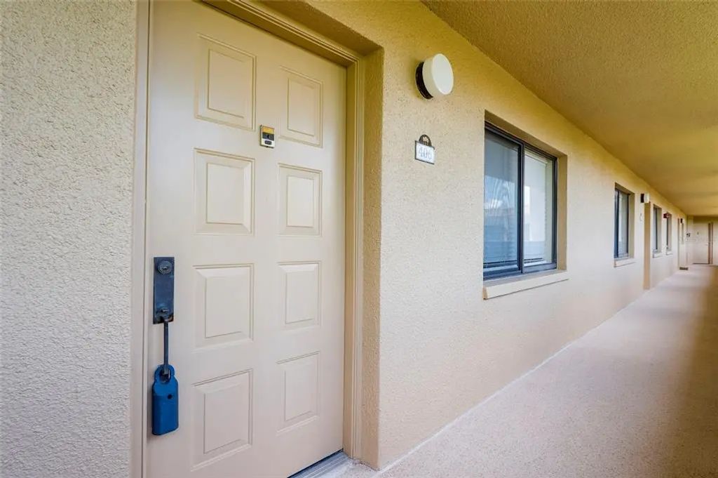 3062 Eastland Boulevard 406, CLEARWATER