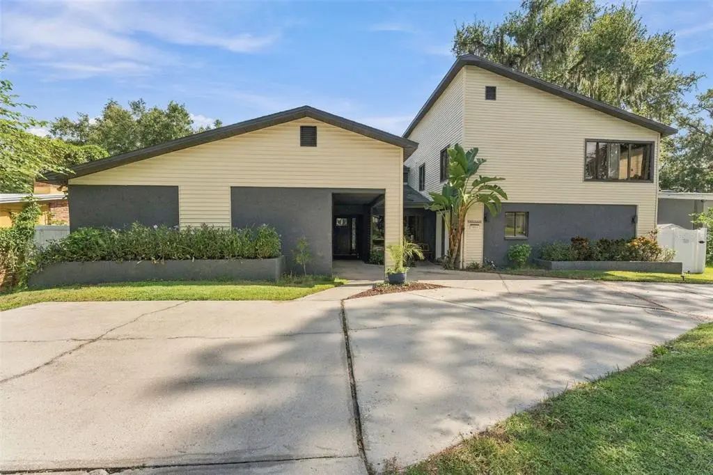 3006 River Grove Drive, TAMPA