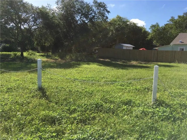 Alderman Street, TARPON SPRINGS