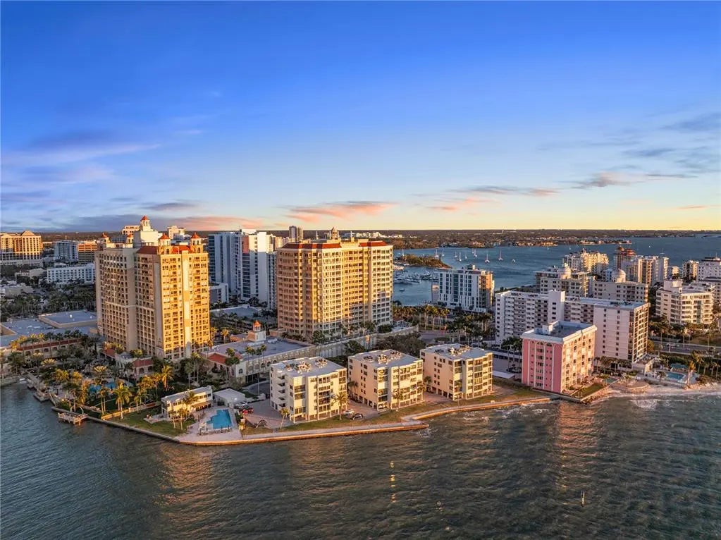 101 Sunset Drive 402