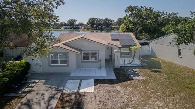 12416 Queensland Lane, TAMPA