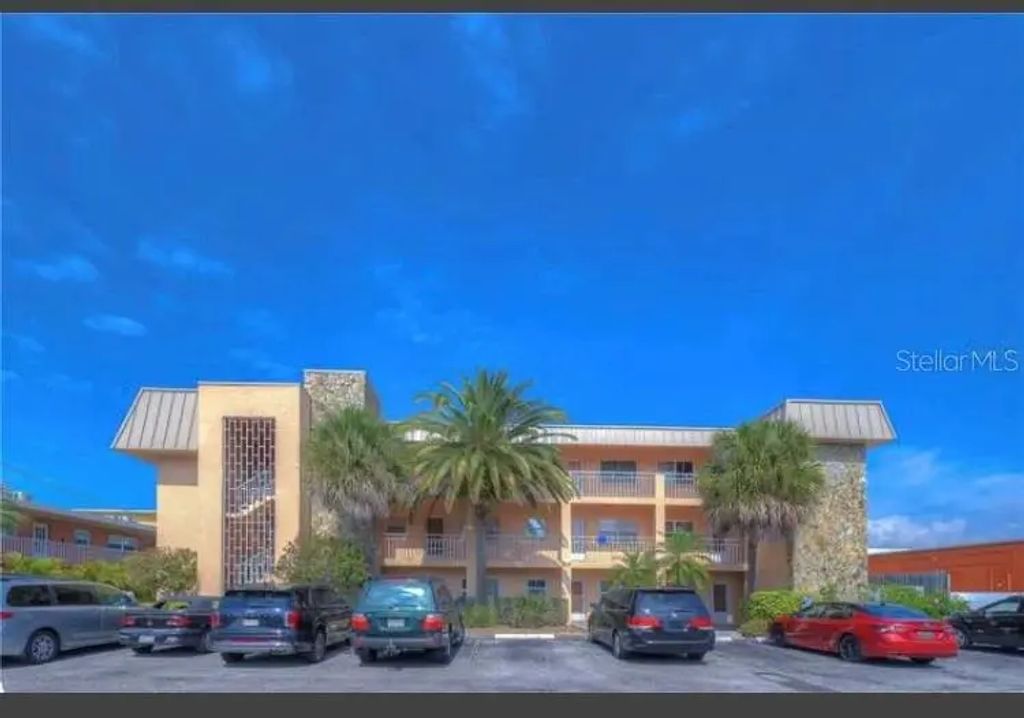 505 66th Avenue 5, ST PETE BEACH