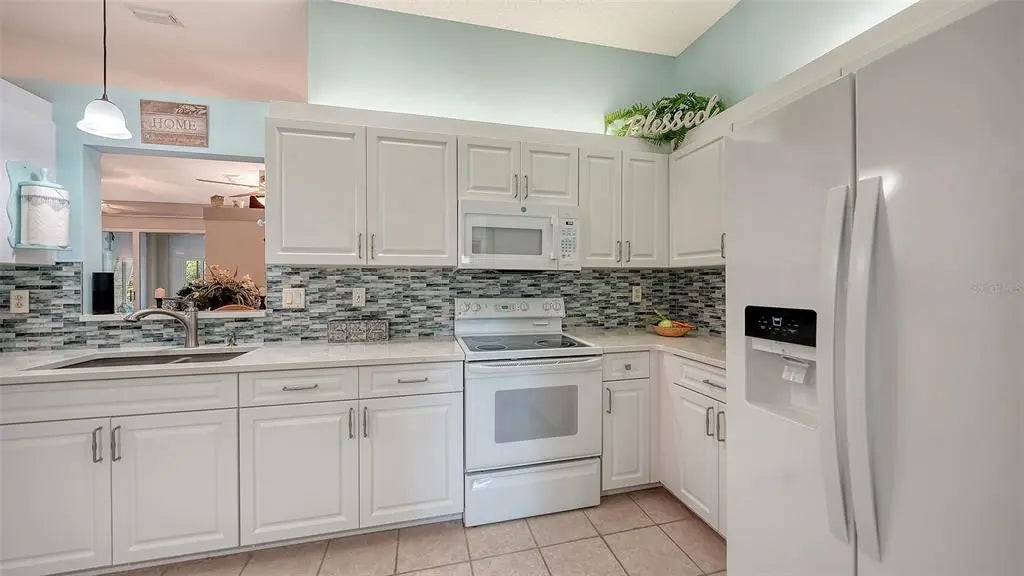 Gulf Shores Realty: 16 651d68257d23a7e880a25671d782d66c l