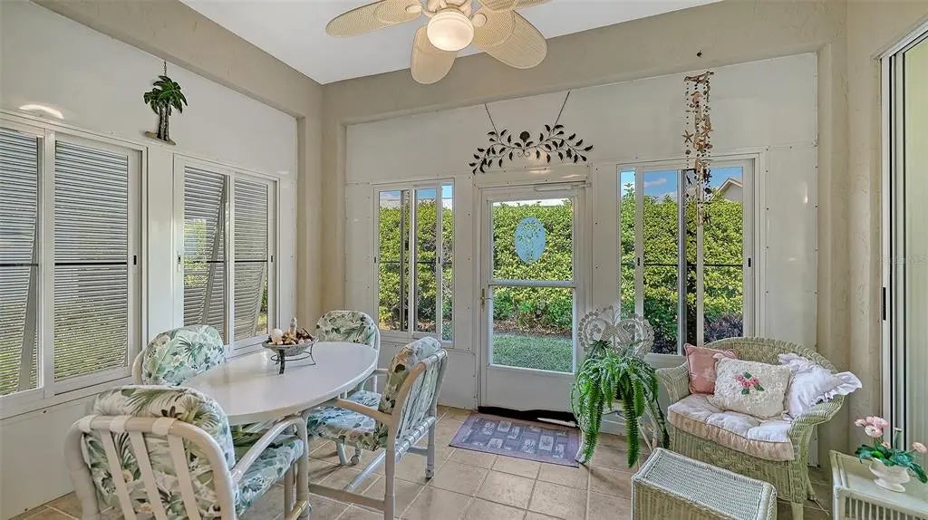 Gulf Shores Realty: 22 2ef6afba2d15a9efe65196a644752666 l