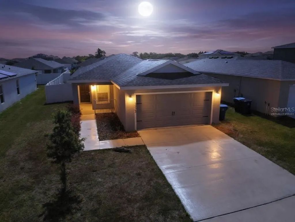 1923 Golden Beak Drive, EAGLE LAKE