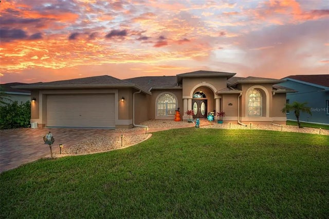 8319 Coral Creek Loop, HUDSON