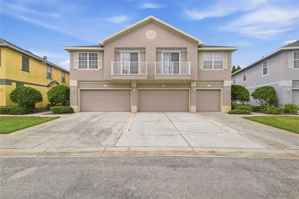 27921 Pleasure Ride Loop, WESLEY CHAPEL