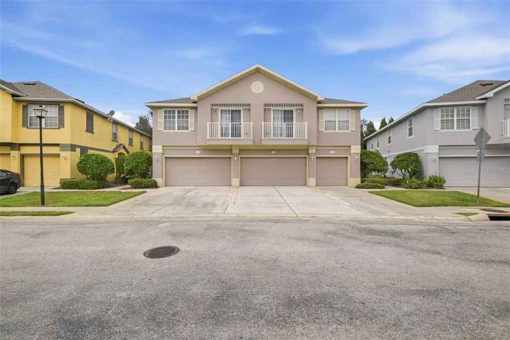 27921 Pleasure Ride Loop, WESLEY CHAPEL