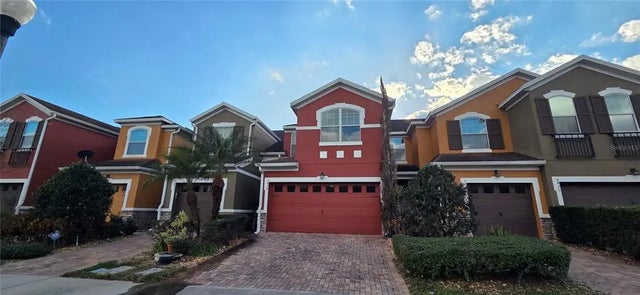 9478 Silver Buttonwood Street, ORLANDO
