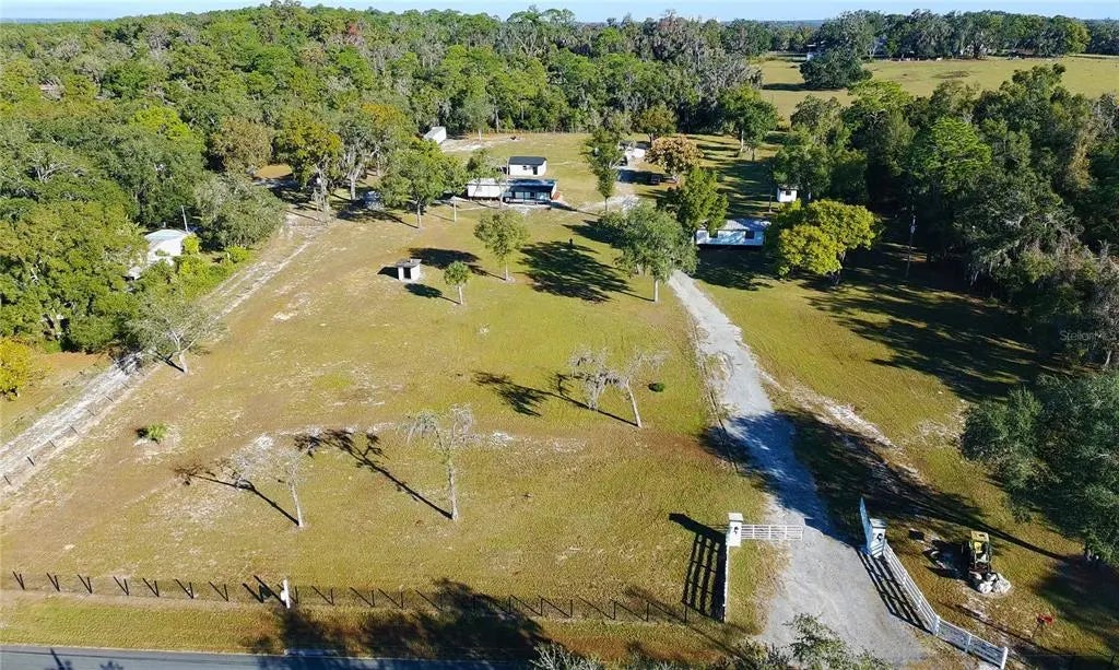 15217 Bailey Hill Road, BROOKSVILLE
