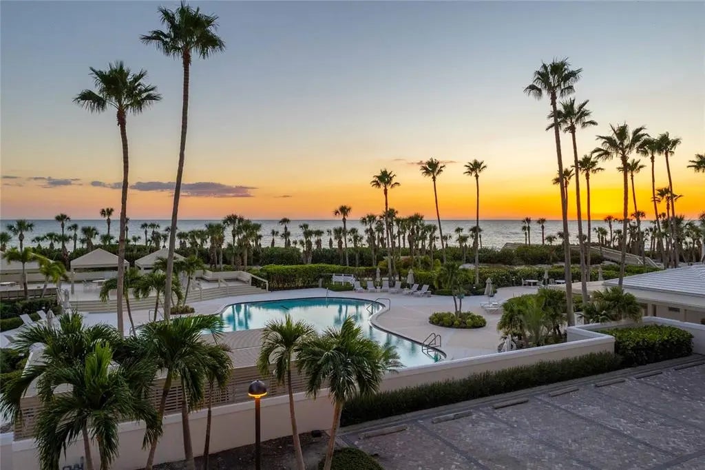 545 Sanctuary Drive B204, LONGBOAT KEY