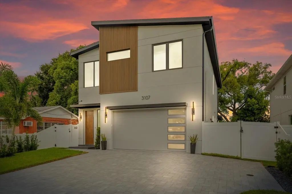 3107 W Beach Street, TAMPA