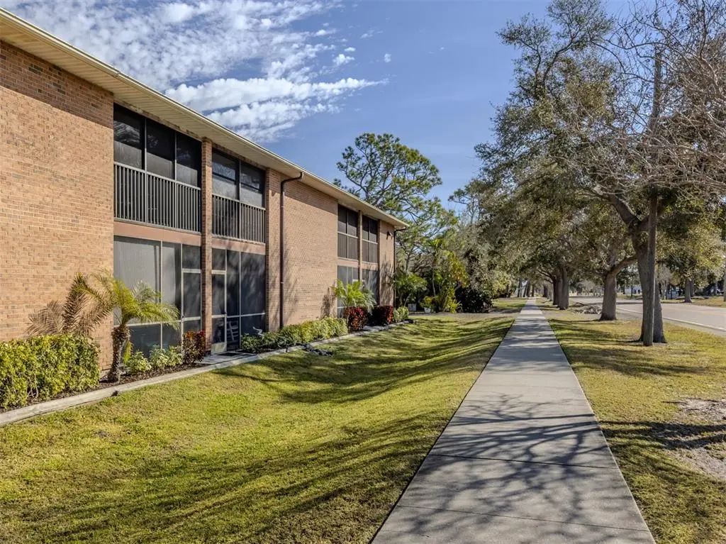 217 Airport Avenue W 216, VENICE