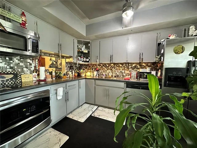 8651 10th Street N 212, ST PETERSBURG