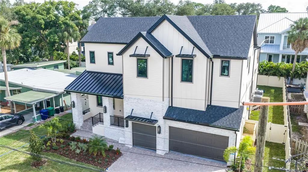 4316 W Corona Street, TAMPA