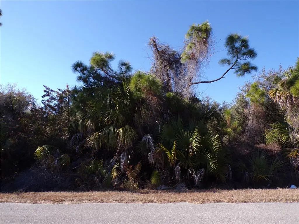 Casco Circle, NORTH PORT