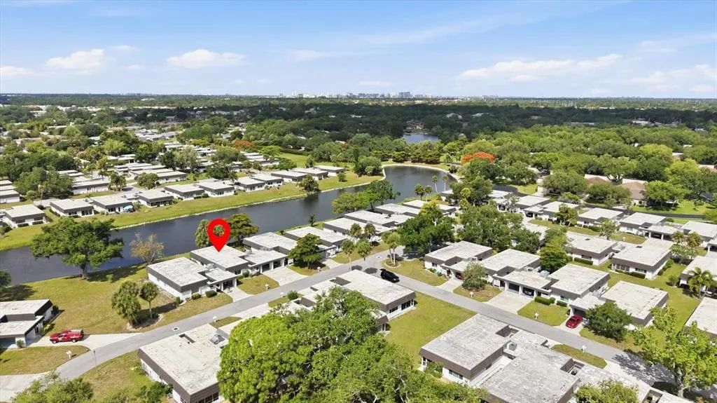 3960 Lakeside Road 156, SARASOTA