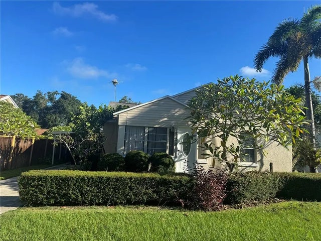 329 W Bay Street, WINTER GARDEN