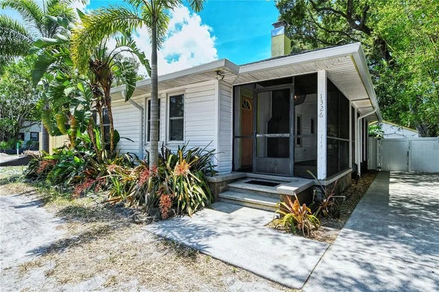 1326 17th Street, SARASOTA