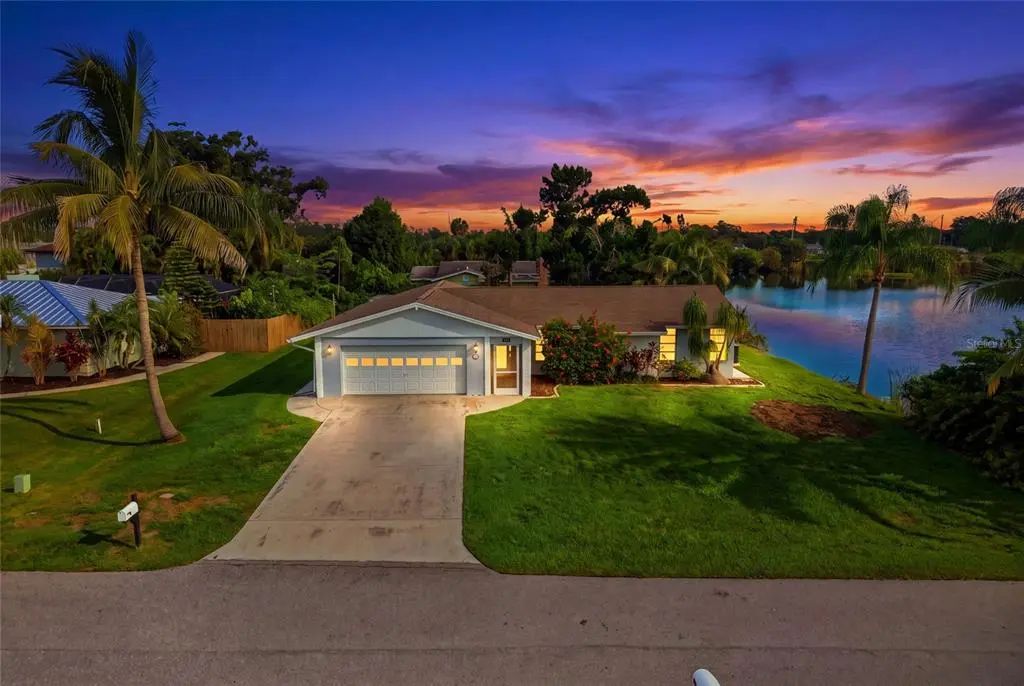 3667 Carol Lane, SARASOTA