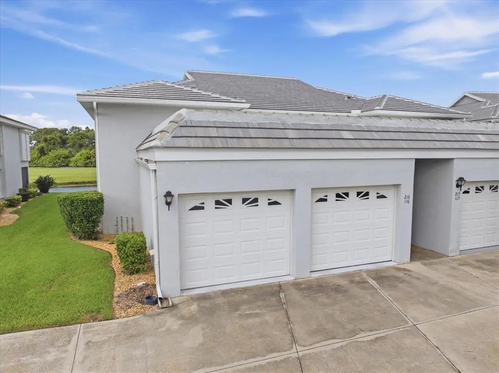 1041 Capri Isles Boulevard 216, VENICE