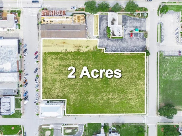 S Oak Avenue, FROSTPROOF