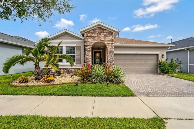 176 Silver Maple Road, GROVELAND