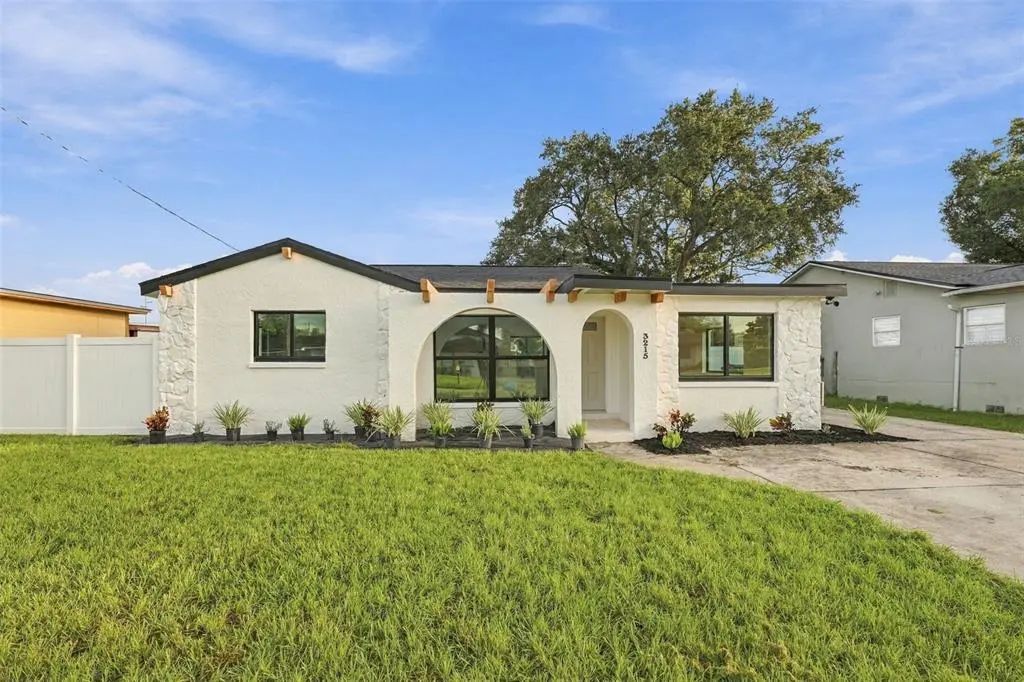 3215 W Dewey Street, TAMPA