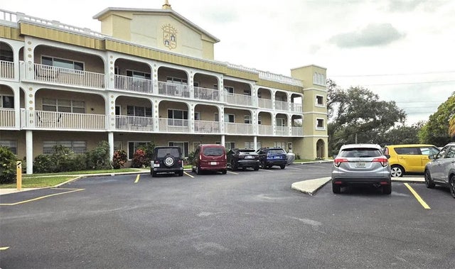 2321 Ecuadorian Way 61, CLEARWATER