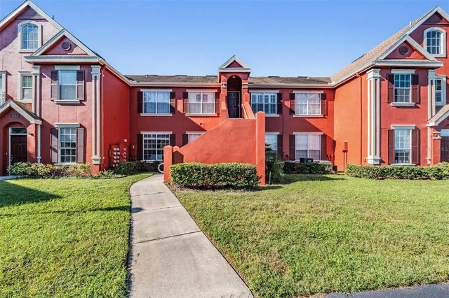 9586 Lake Chase Island Way 9586, TAMPA