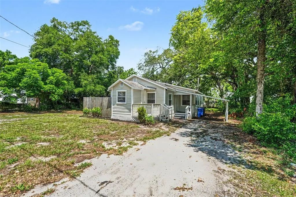828 E 145th Avenue, TAMPA