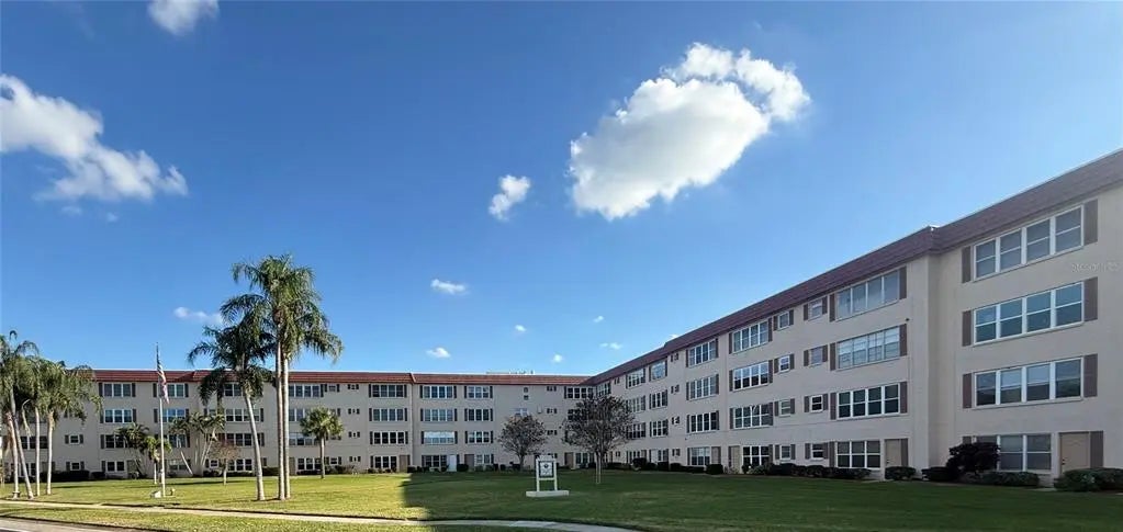 9950 62nd Terrace N 216, ST PETERSBURG