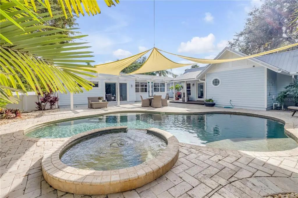 506 Yupon Avenue, NEW SMYRNA BEACH